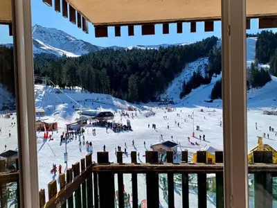 L'établissement Studio moderne avec balcon, proche pistes, WIFI - FR-1-787-102 en hiver