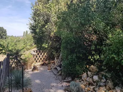 Jardin de l'établissement Maison Marianne et sa Piscine dans le Périgord