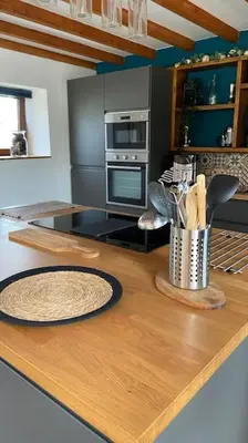 Cuisine ou kitchenette dans l'établissement Converted Barn