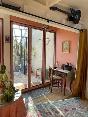 Coin salon dans l'établissement L île inconnue