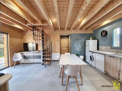 Cuisine ou kitchenette dans l'établissement Chalet Caranne