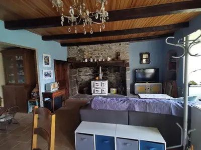 Un ou plusieurs lits dans un hébergement de l'établissement Maison cantalienne typique