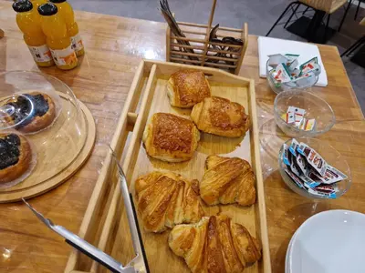 Nourriture dans l'hôtel ou à proximité