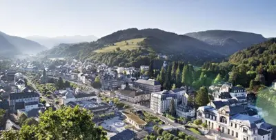 Vue générale sur la montagne ou vue sur la montagne depuis l'appartement
