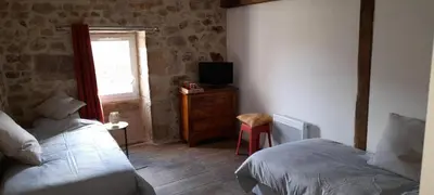 Télévision ou salle de divertissement dans l'établissement Robinson by Creusoé