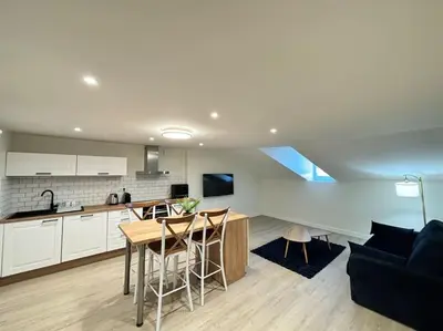 Cuisine ou kitchenette dans l'établissement Appartement 6 Climatisé pour un séjour unique au centre ville de Limoges