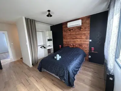 Un ou plusieurs lits dans un hébergement de l'établissement Paisible MAISON familiale - 4 Chambres - 2 SDB - terrasse et jardin - parking privé - Limoges