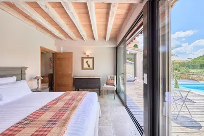Un ou plusieurs lits dans un hébergement de l'établissement Maison 5 étoiles luxe 6p piscine privée chauffée Lascaux