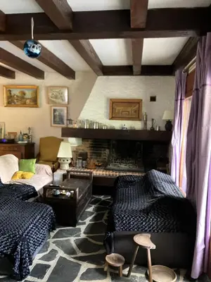 Coin salon dans l'établissement Chambres d hôte du Puy des Gardes