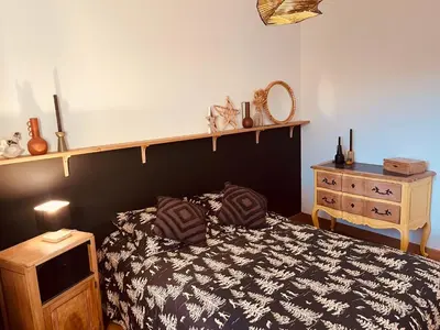 Un ou plusieurs lits dans un hébergement de l'établissement Maison authentique au cœur des montagnes, 8pers
