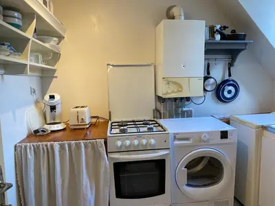 Cuisine ou kitchenette dans l'établissement T2 Cosy et Confortable au coeur d'Aubusson