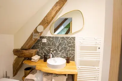 Salle de bains dans l'établissement La grange de gaulejac