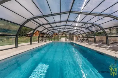 Piscine de l'établissement Chalet de Fougerousse ou située à proximité