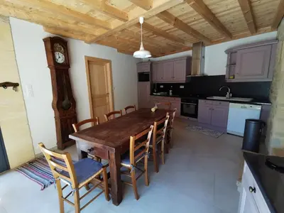Cuisine ou kitchenette dans l'établissement Lou fredou