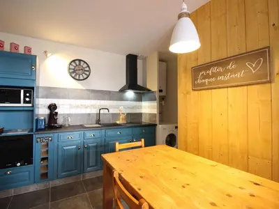 Cuisine ou kitchenette dans l'établissement Appartement T2 Mont-Dore, 4 pers, animaux acceptés - FR-1-608-275