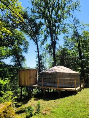 Jardin de l'établissement Gîte de France La yourte joulebois - Gîte de France 2 personnes MAE-6961