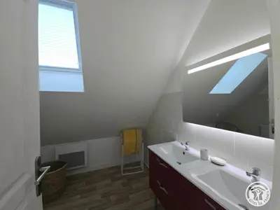 Salle de bains dans l'établissement La maison de pierre