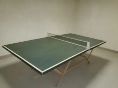 Tennis de table au sein de l'établissement Studio à Super Besse 800m des pistes ou à proximité