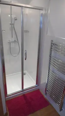 Salle de bains dans l'établissement Villas de Leypinas B&B