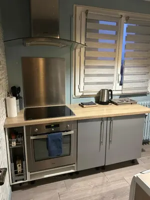 Cuisine ou kitchenette dans l'établissement T3 résidence BEL AIR - Limoges - CHU - parking