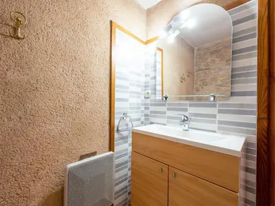 Salle de bains dans l'établissement La peyre