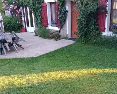 Jardin de l'établissement Gîte des coussières