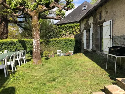 Jardin de l'établissement Haras de la Cour Gite 10 people