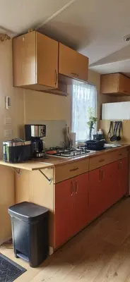 Cuisine ou kitchenette dans l'établissement Camping Baroudeurs