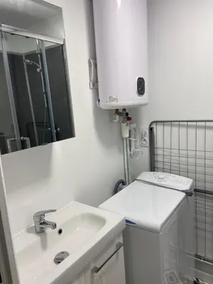 Salle de bains dans l'établissement Appartement centre ville avec balcon