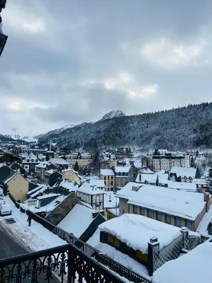 L'établissement Appartement centre ville avec balcon en hiver