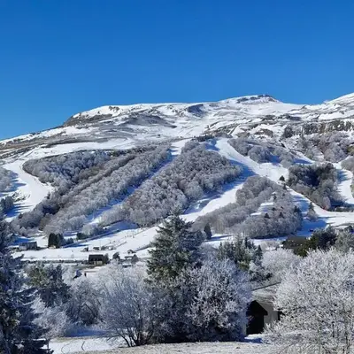 Studio confortable pour 5 personnes au pied des pistes de Super Besse - FR-1-814-3