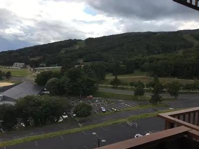 Vue générale sur la montagne ou vue sur la montagne depuis l'appartement
