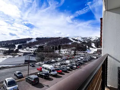 Vue générale sur la montagne ou vue sur la montagne depuis l'appartement