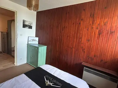 Un ou plusieurs lits dans un hébergement de l'établissement Spacieux Appartement au Pied des Pistes - FR-1-814-21