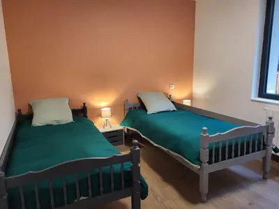 Un ou plusieurs lits dans un hébergement de l'établissement Gîte Volcans - 1-4 pers, au calme à 20 mins de Vulcania, Puy-de-Dôme et Lemptegy, 35 mins du Mont Dore et du Sancy