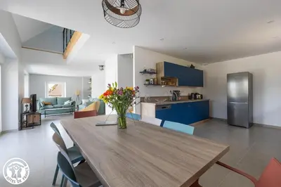 Cuisine ou kitchenette dans l'établissement Gite d'Anjoux