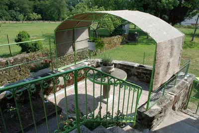 Jardin de l'établissement Maison de charme à la campagne