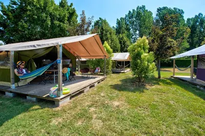 Jardin de l'établissement Camping Les Ondines