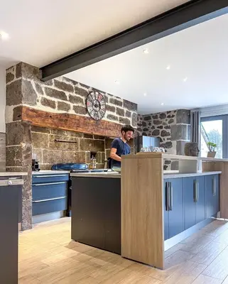 Clients de l'établissement Villa de 150m2, 4 ch, 4 SDB, Wifi, Patio, Vallée de la Jordanne