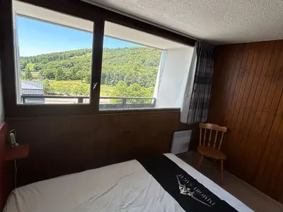 Vue générale sur la montagne ou vue sur la montagne depuis l'appartement