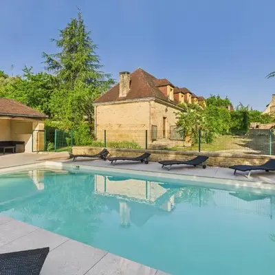 Grande maison pour 16 avec piscine et tennis
