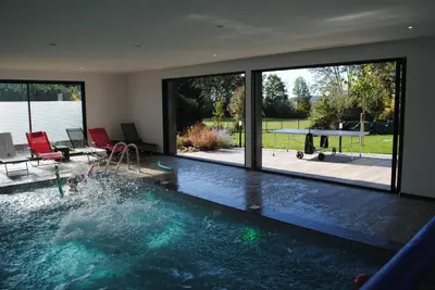 Piscine de l'établissement Villa La Bertine Haute ou située à proximité