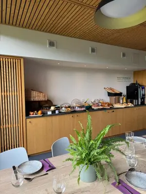 Nourriture dans l'hôtel ou à proximité