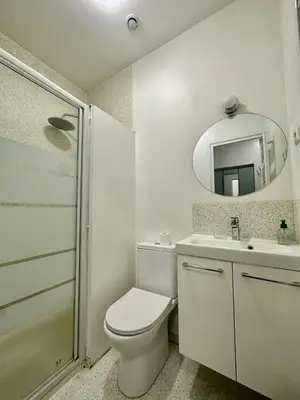 Salle de bains dans l'établissement Studio1 rue Théodore Bac - DABNB