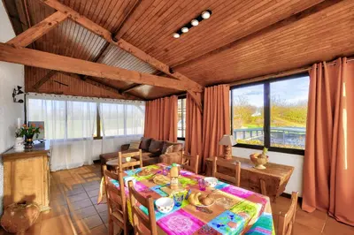 Plan de l'établissement Charmante maison en pierre avec piscine pour 6