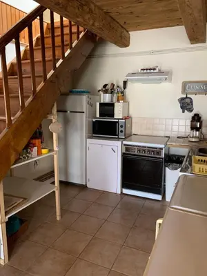 Cuisine ou kitchenette dans l'établissement Gîte des 2 Lacs