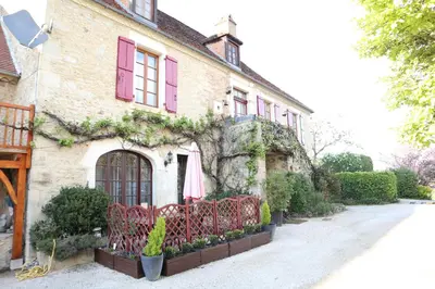 Jardin de l'établissement Gites le Sud, La Petite Grange