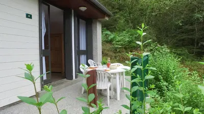Jardin de l'établissement VVF Cantal Champs-sur-Tarentaine
