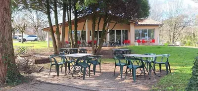 Jardin de l'établissement Le Petit Bois 46
