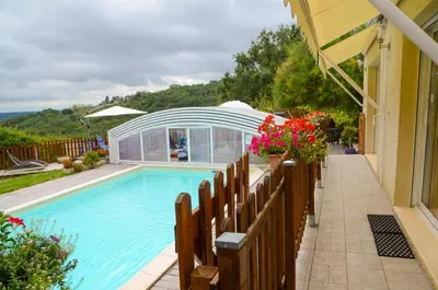Piscine de l'établissement Domaine de la Moretie ou située à proximité